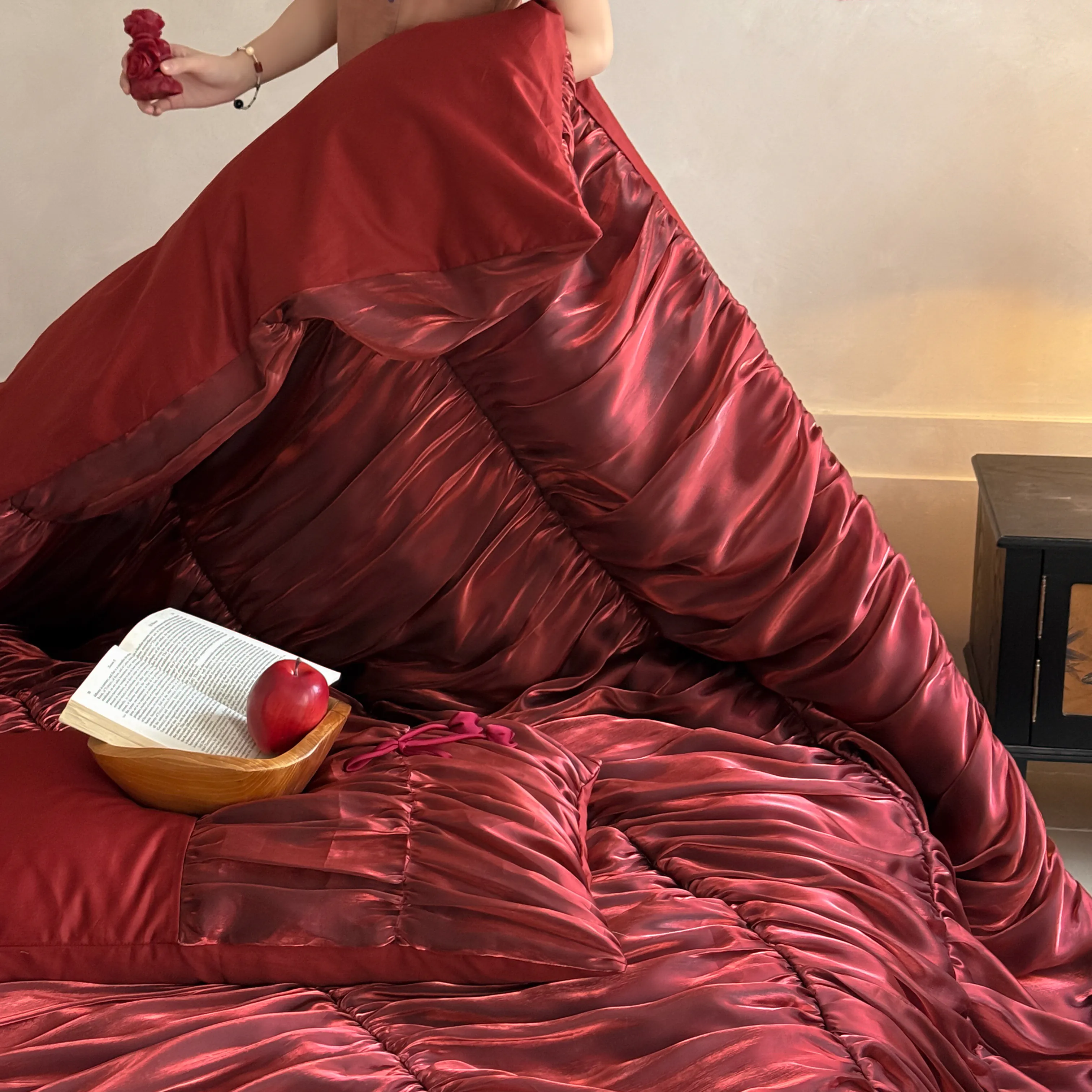 Aesthetic Burgundy Pleated 50s Double-Ply Long-Staple Cotton Bedding Set13 Aesthetic Burgundy Pleated 50s Double Ply Long Staple Cotton Bedding Set13