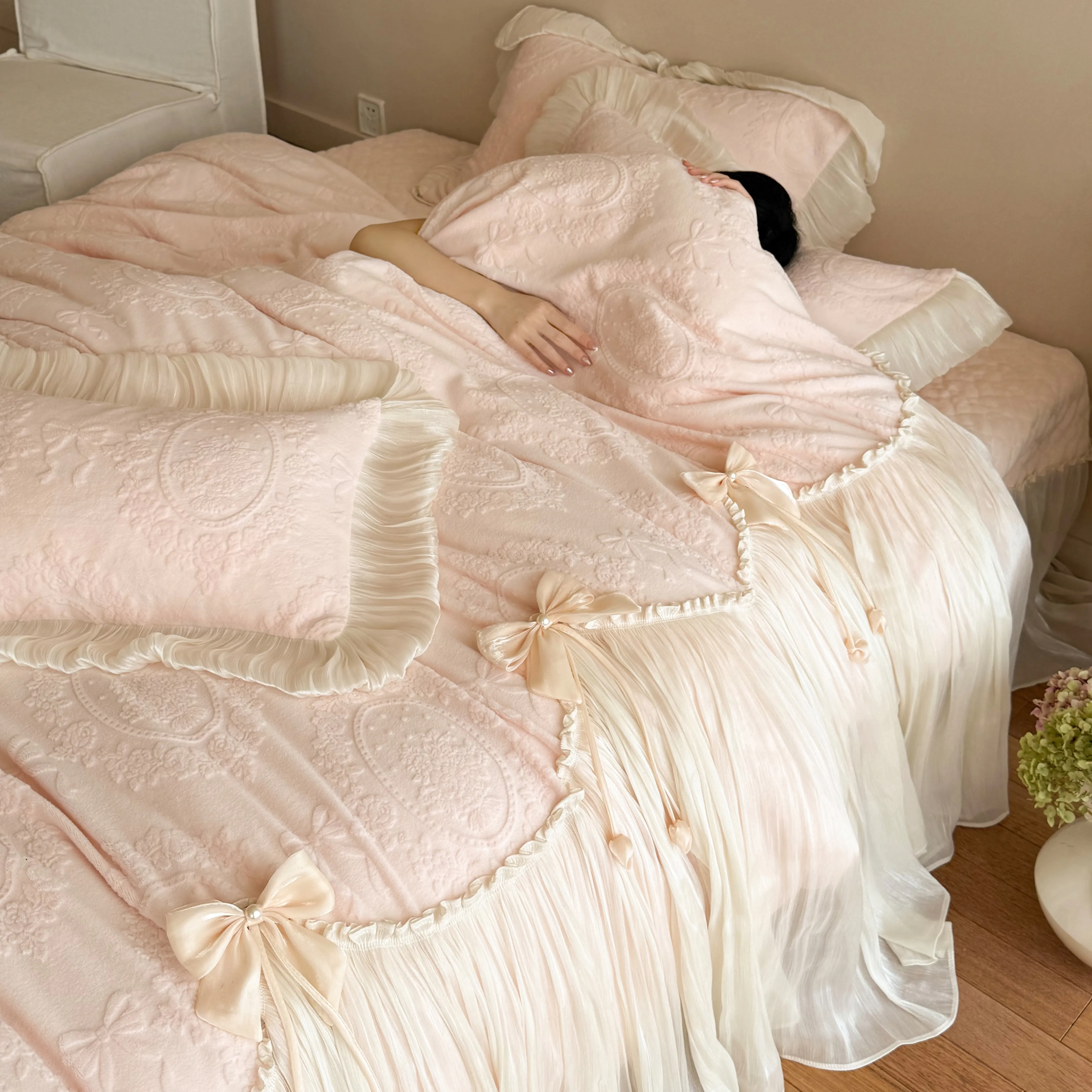 Cottage Embossed Floral Carved Matte Milk Velvet Fleece 4 Pcs Bedding Set04 Cottage Embossed Floral Carved Matte Milk Velvet Fleece 4 Pcs Bedding Set04