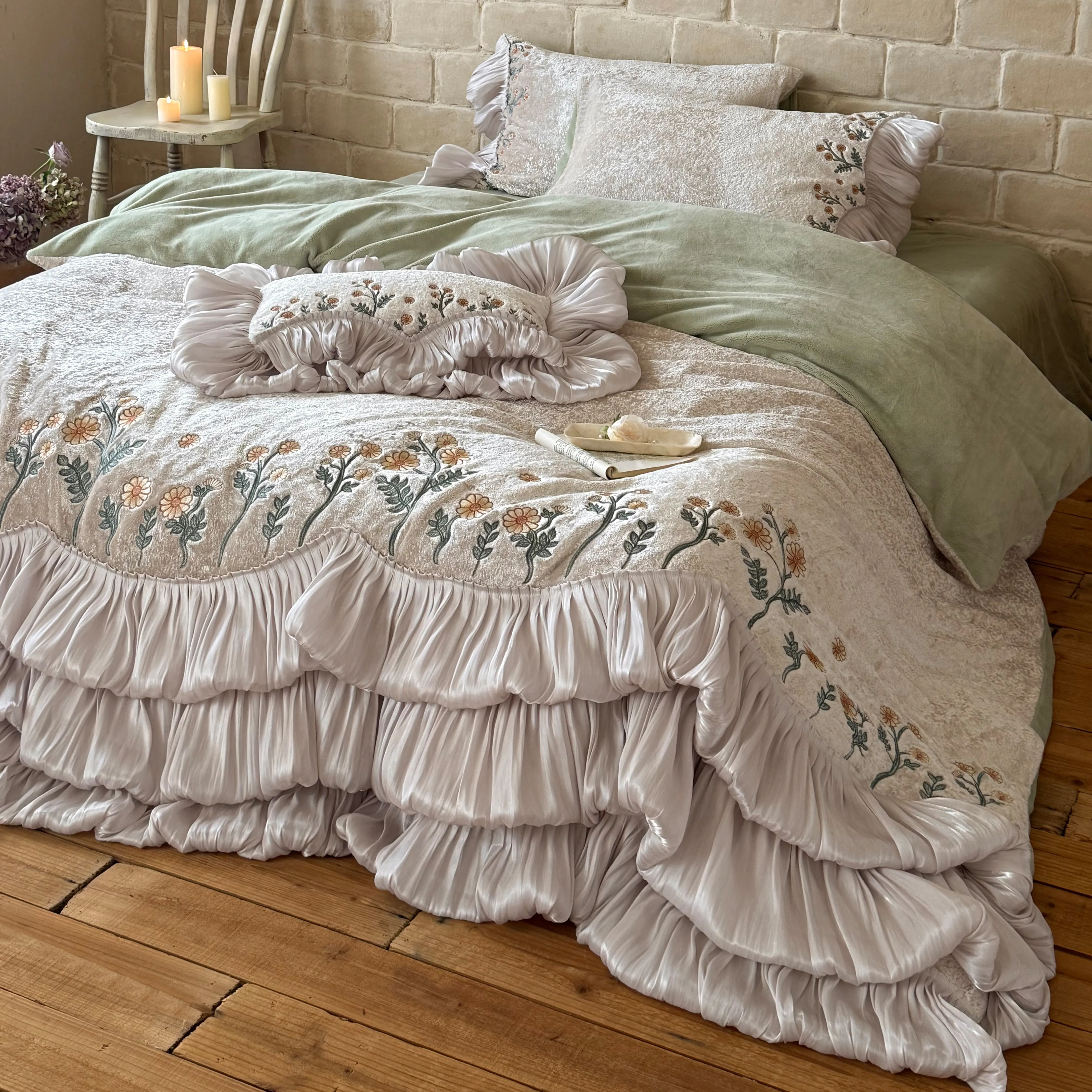 Cottagecore Wildflower Embroidery High Weight Milk Velvet Fleece Bedding Set02