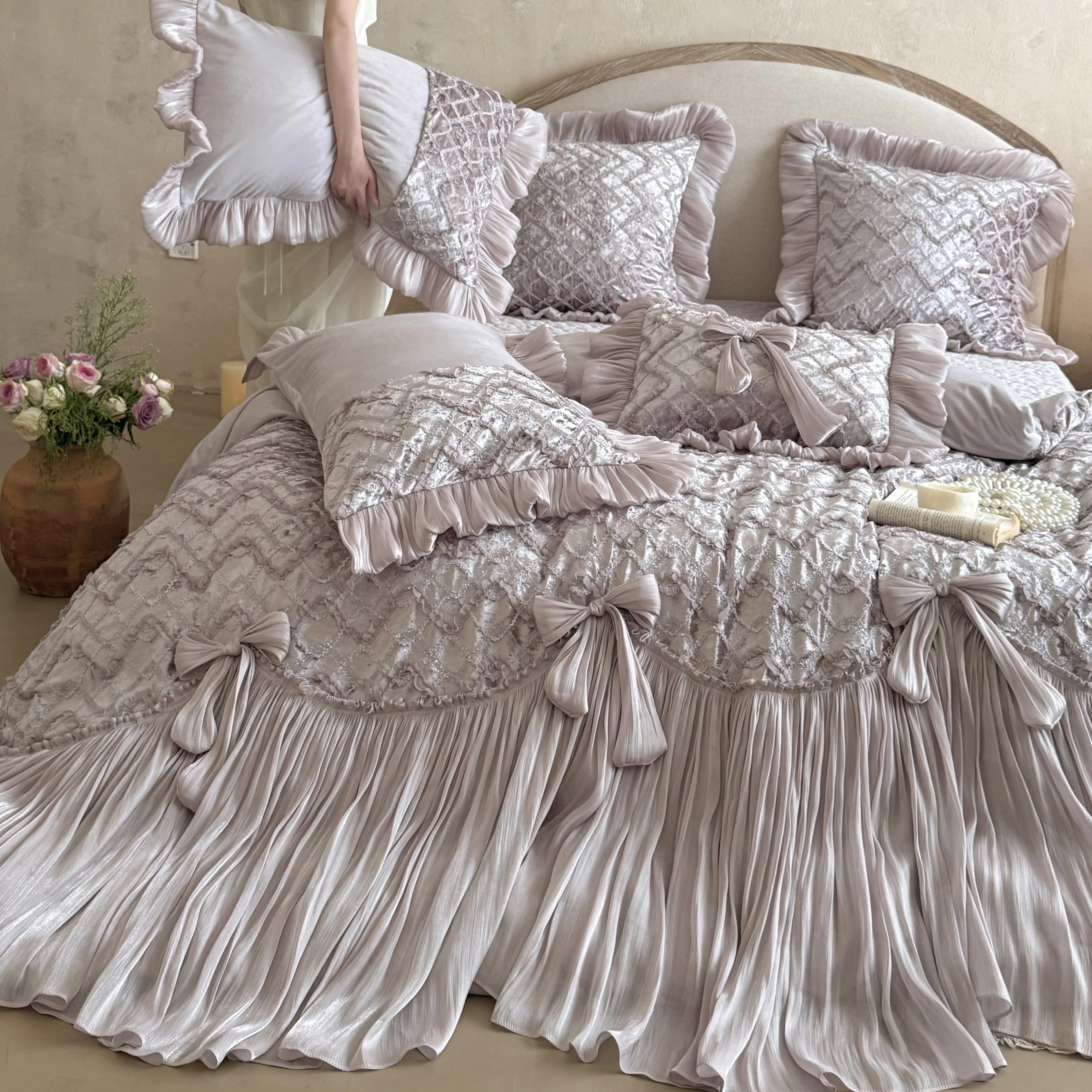 European Princess Style Embroidered Velvet Crinkle Pleated Bedspread Set17 European Princess Style Embroidered Velvet Crinkle Pleated Bedspread Set17