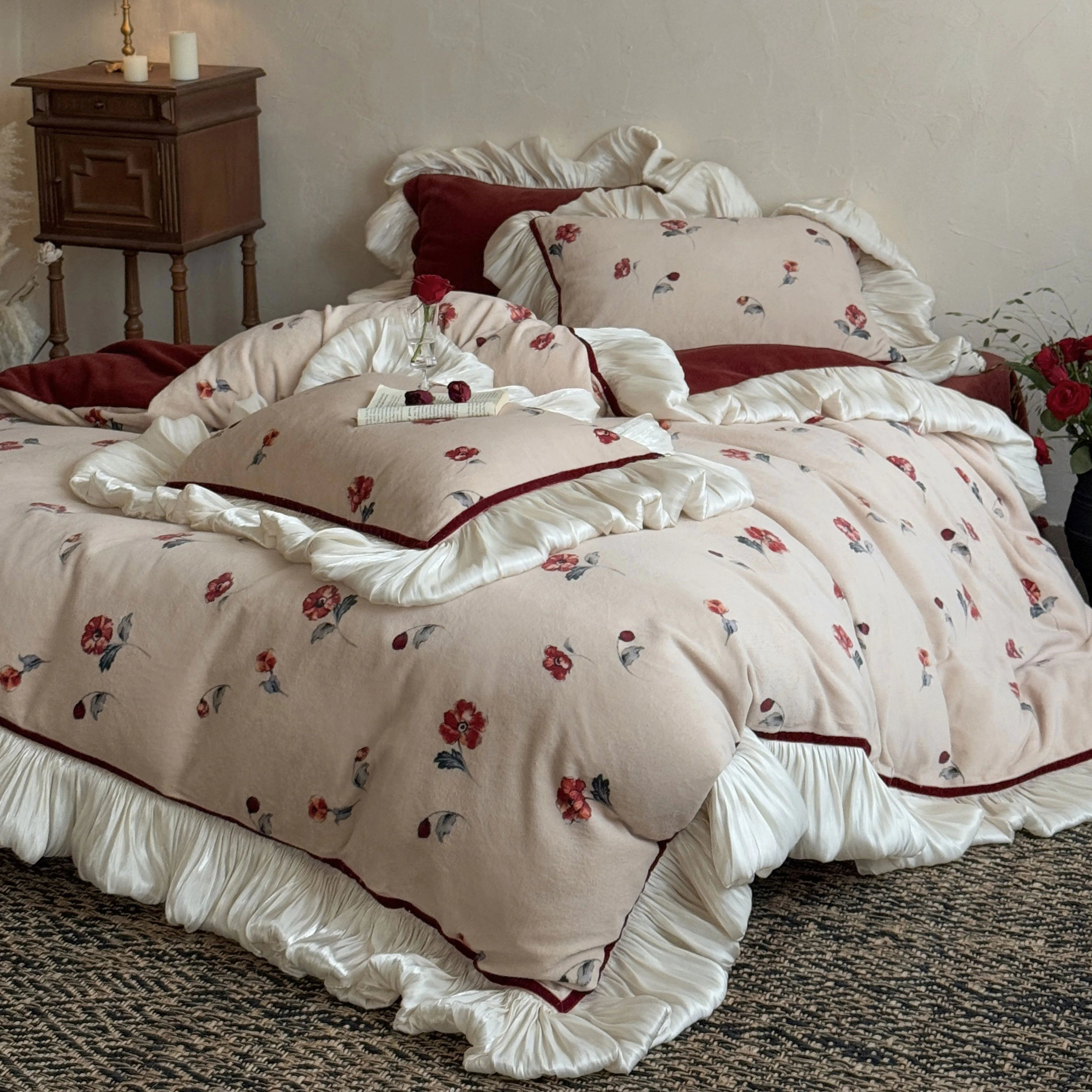 French Vintage Wine Red Small Floral Print Milk Velvet Fleece Bedding Set03 French Vintage Wine Red Small Floral Print Milk Velvet Fleece Bedding Set03