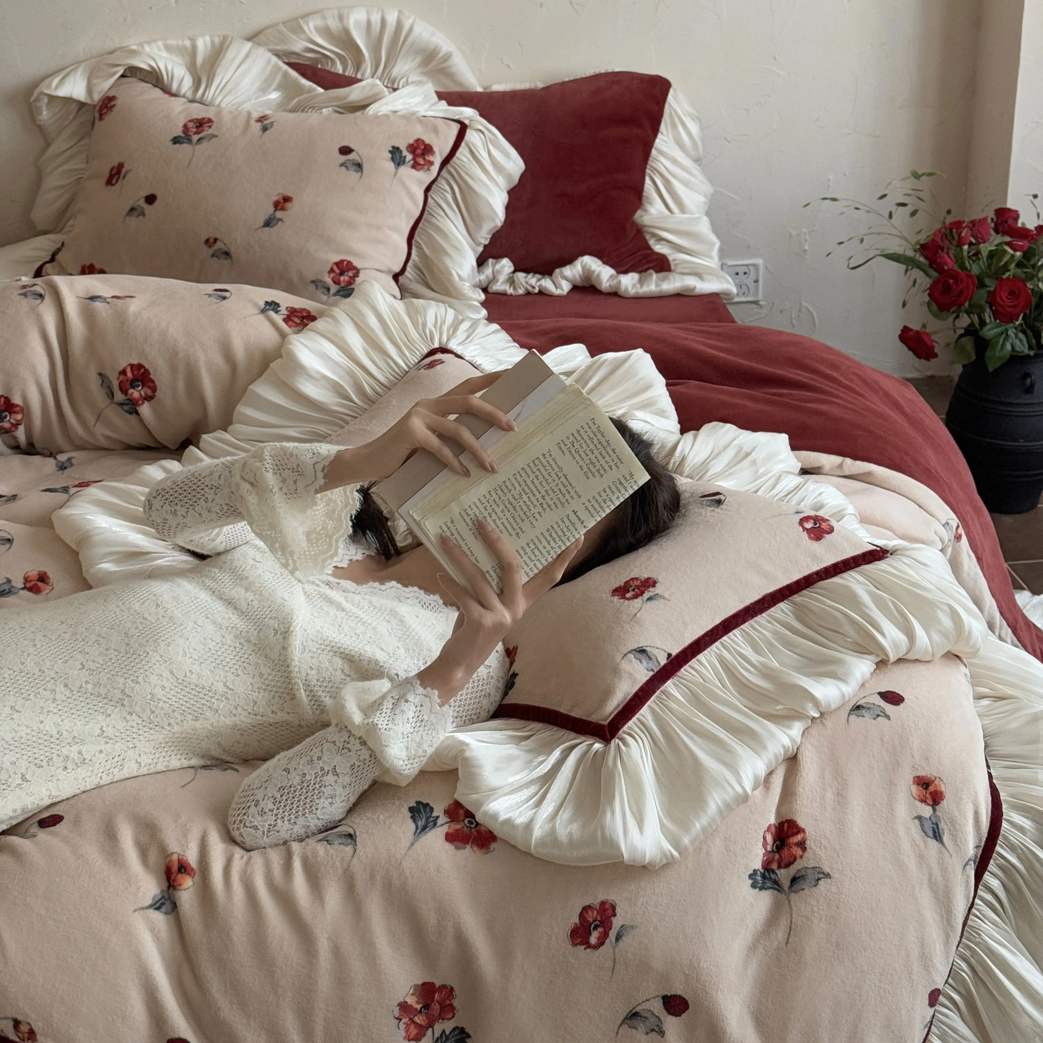 French Vintage Wine Red Small Floral Print Milk Velvet Fleece Bedding Set05 French Vintage Wine Red Small Floral Print Milk Velvet Fleece Bedding Set05