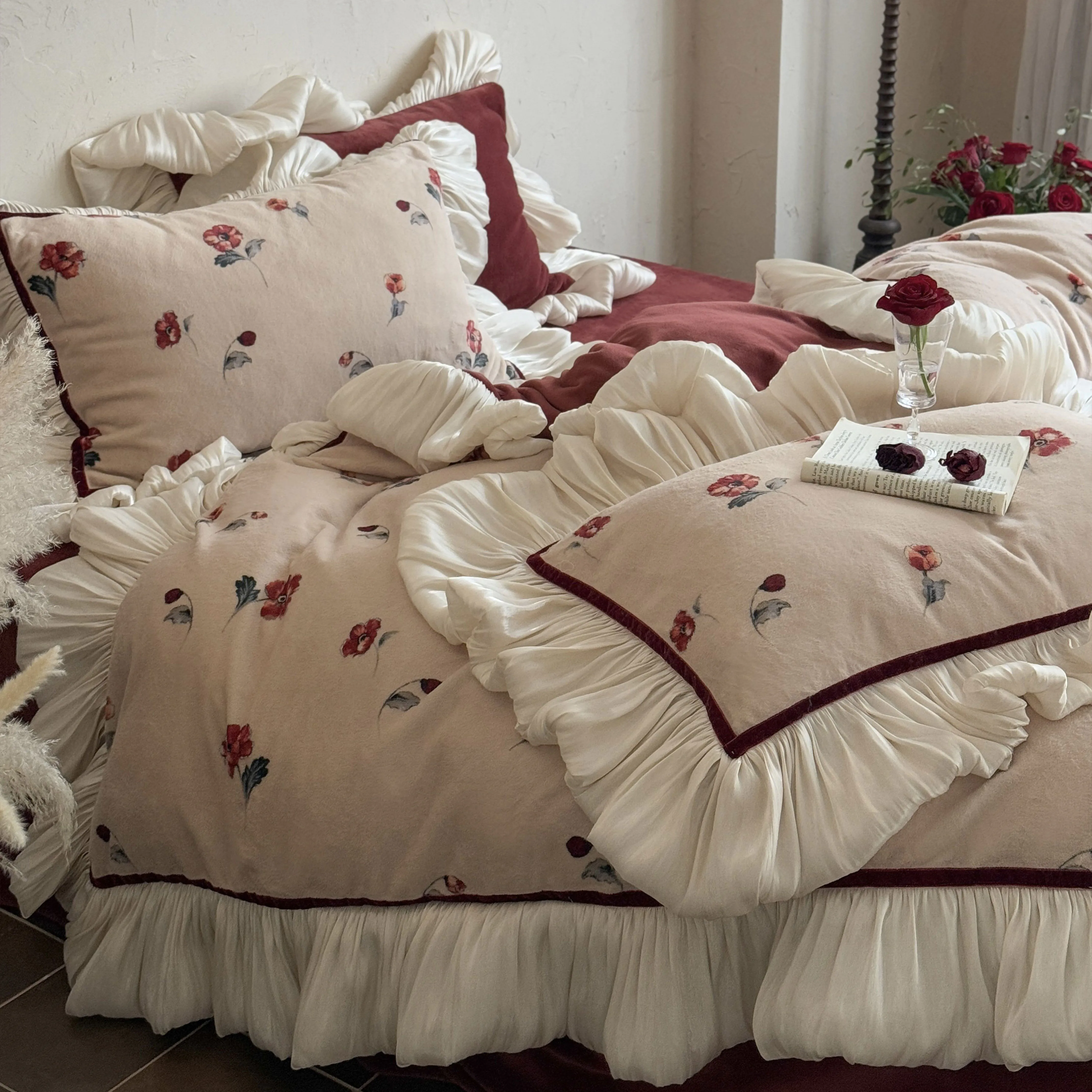 French Vintage Wine Red Small Floral Print Milk Velvet Fleece Bedding Set07 French Vintage Wine Red Small Floral Print Milk Velvet Fleece Bedding Set07