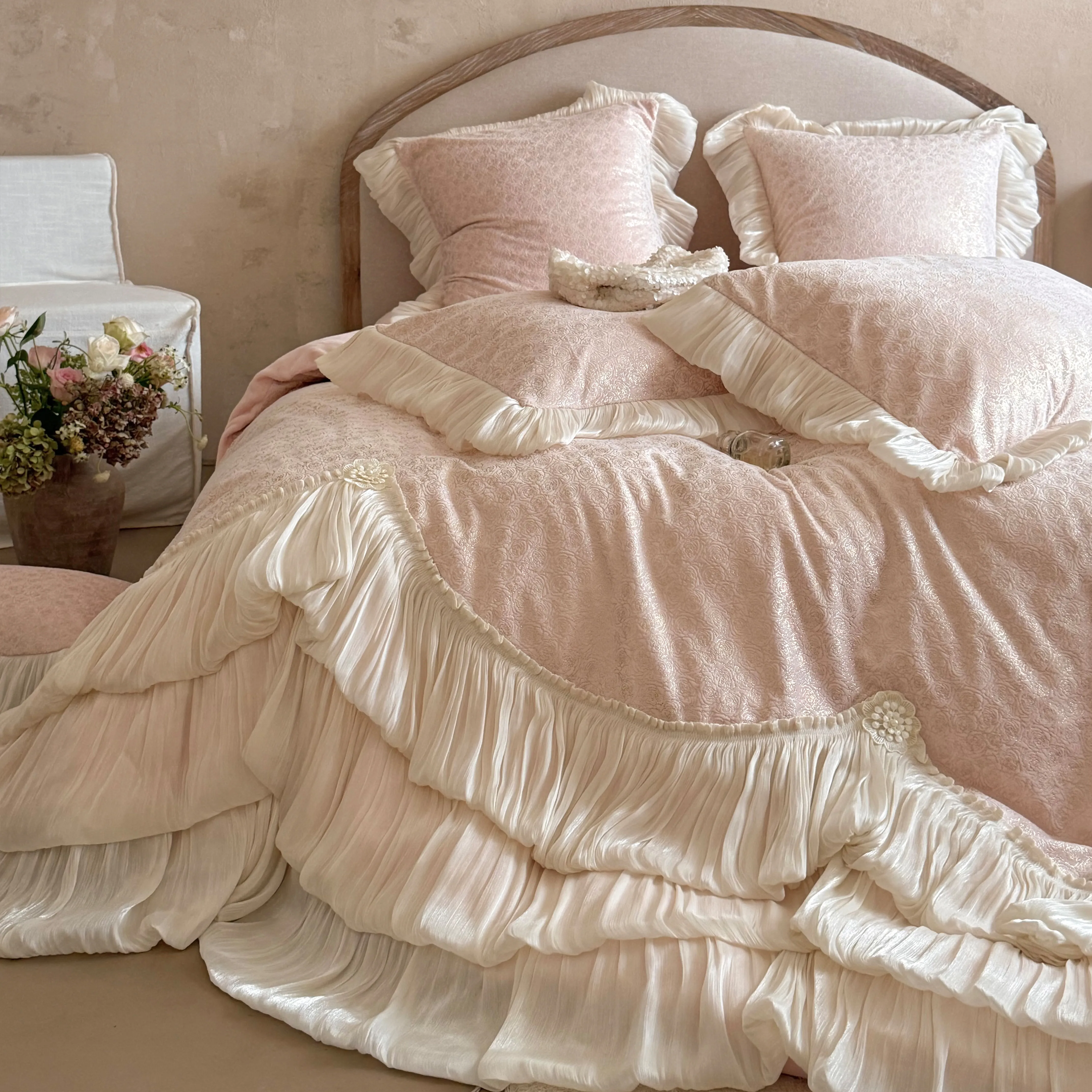 Princess Soft 260g Matte Milk Velvet Gold Foil Jacquard Duvet Cover Set08 Princess Soft 260g Matte Milk Velvet Gold Foil Jacquard Duvet Cover Set08