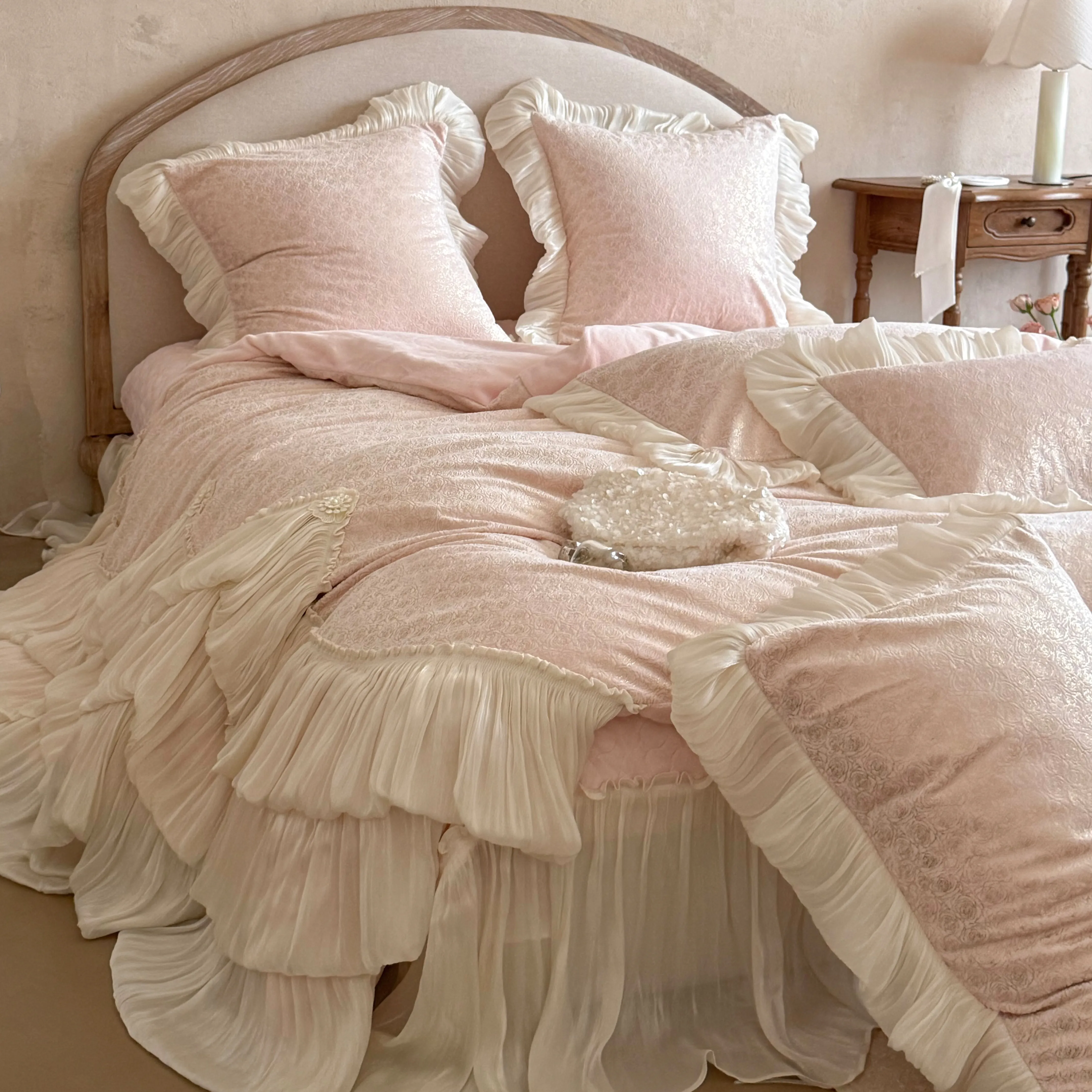 Princess Soft 260g Matte Milk Velvet Gold Foil Jacquard Duvet Cover Set09 Princess Soft 260g Matte Milk Velvet Gold Foil Jacquard Duvet Cover Set09
