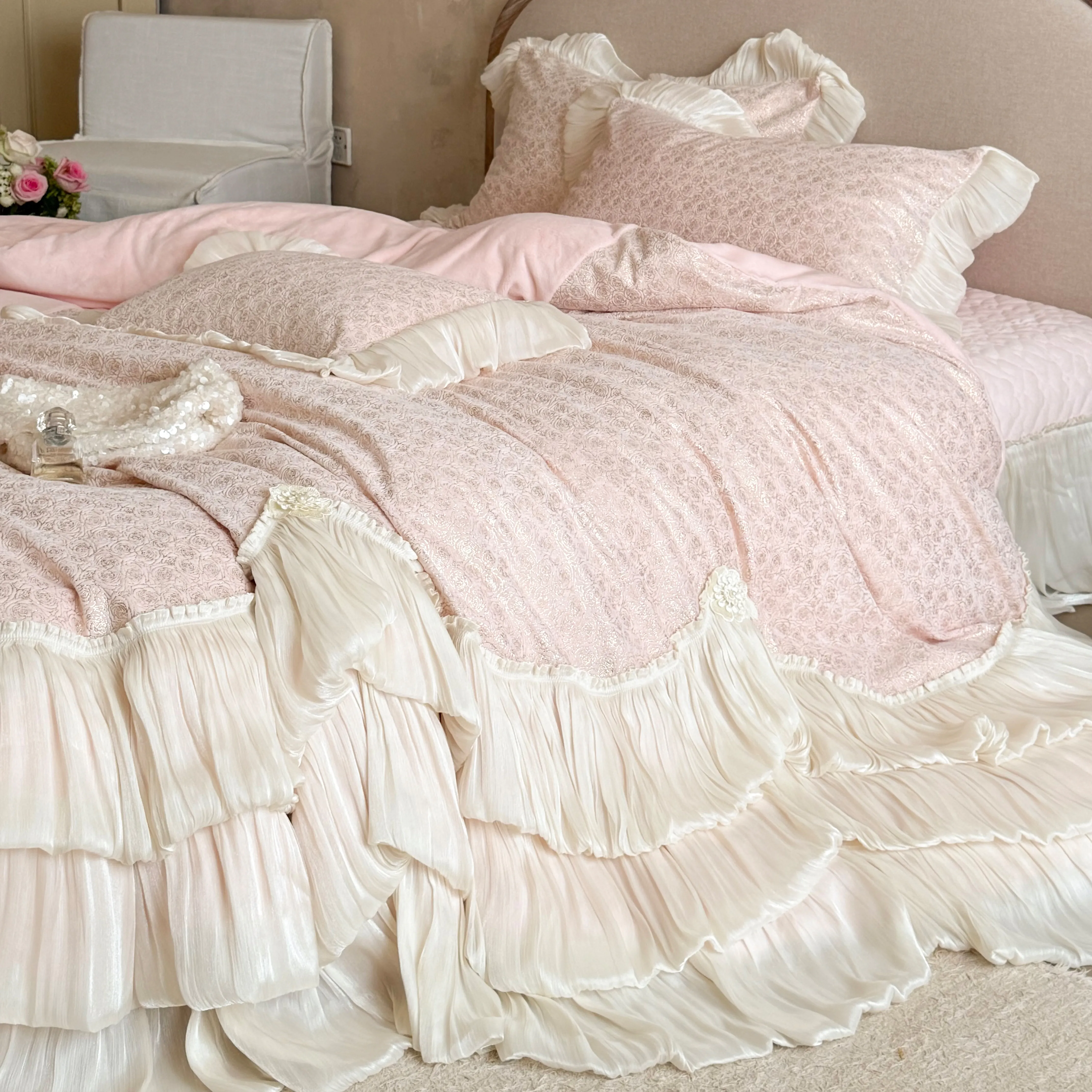 Princess Soft 260g Matte Milk Velvet Gold Foil Jacquard Duvet Cover Set10 Princess Soft 260g Matte Milk Velvet Gold Foil Jacquard Duvet Cover Set10