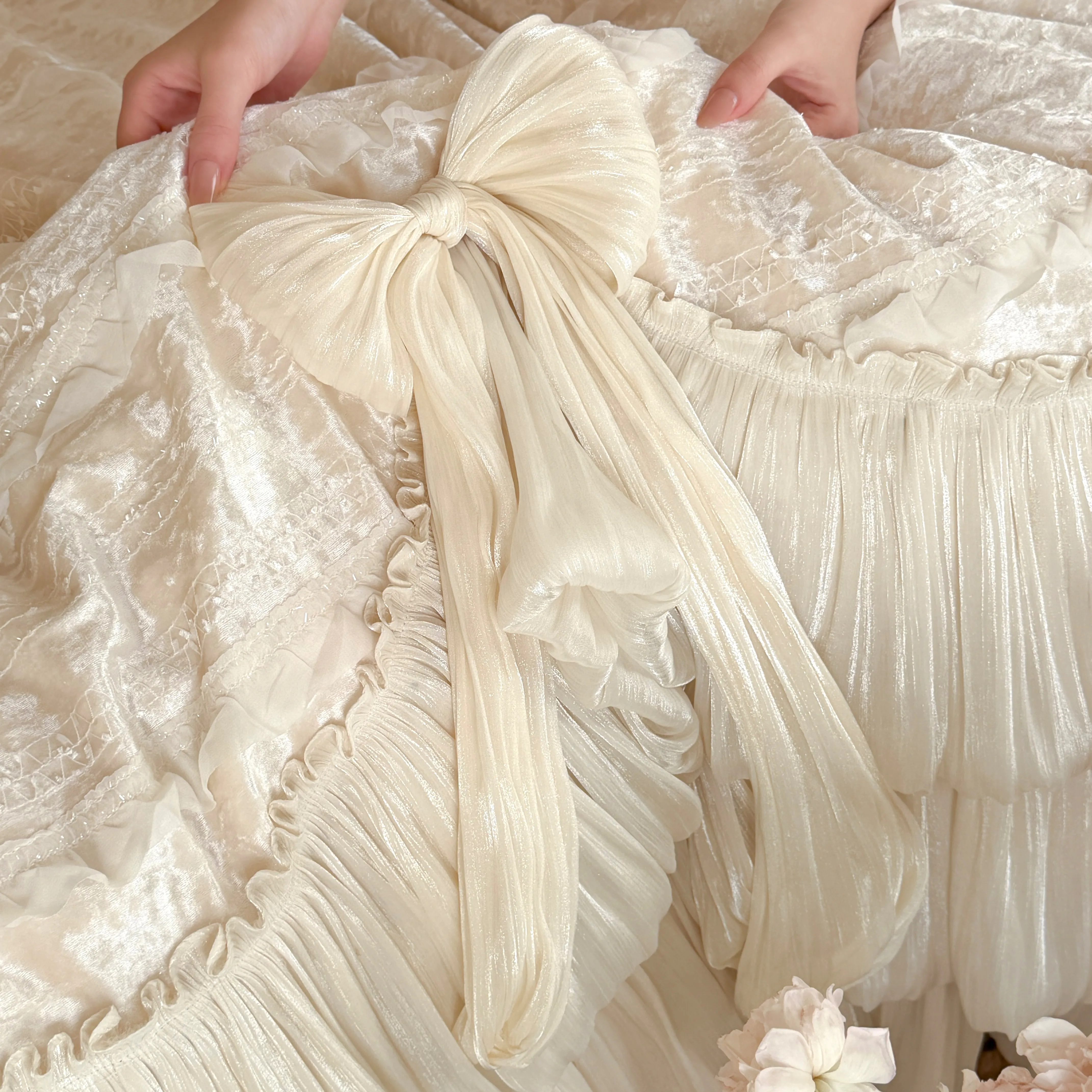 Romantic Layered Ruffle 260g Matte Baby Velvet 4-Piece Bedding Set with Bows18 Romantic Layered Ruffle 260g Matte Baby Velvet 4 Piece Bedding Set with Bows18
