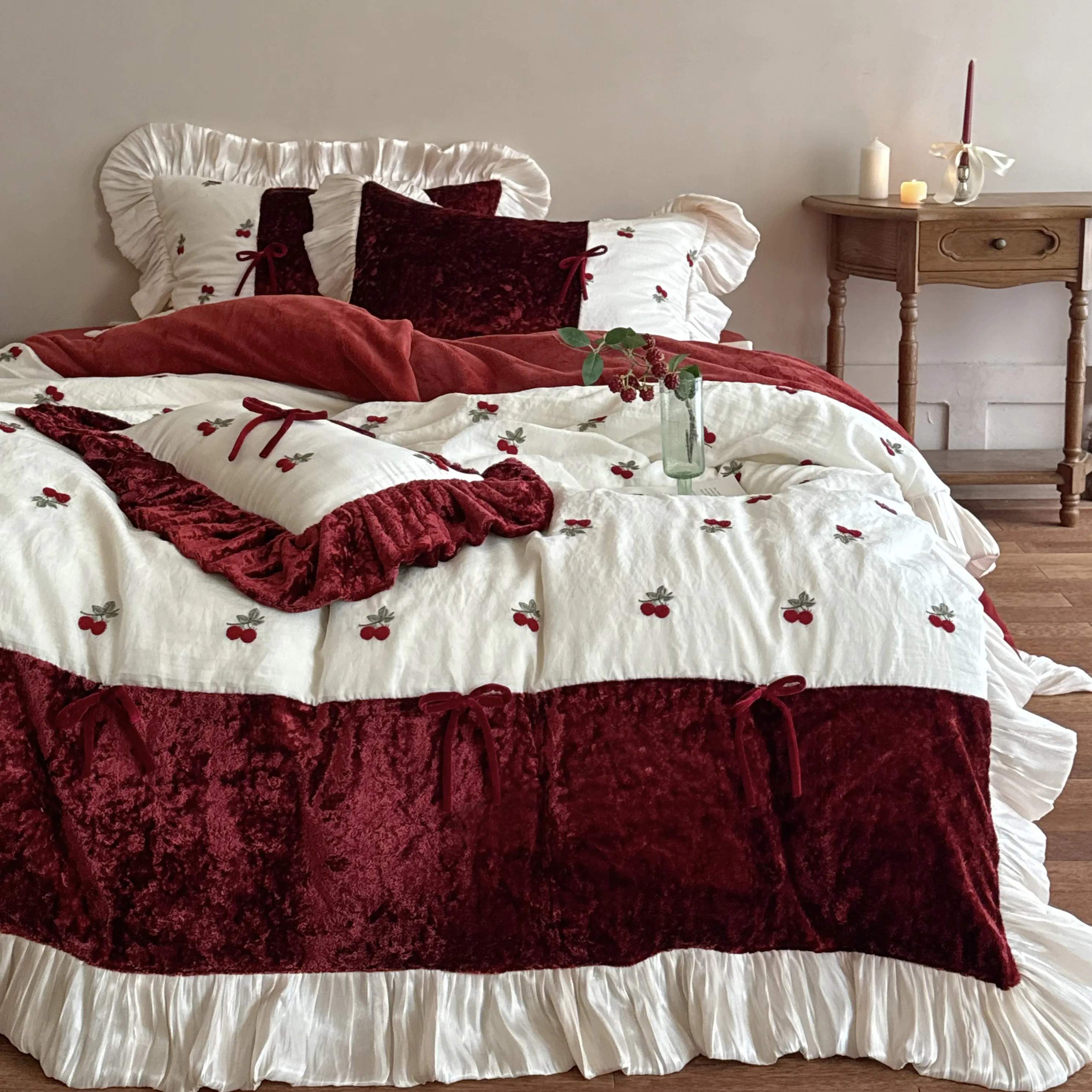 Soft 380g Milk Velvet Cherry Embroidery Bow-Tie Ruffle Winter Bedding 4 Pcs Set05 Soft 380g Milk Velvet Cherry Embroidery Bow Tie Ruffle Winter Bedding 4 Pcs Set05