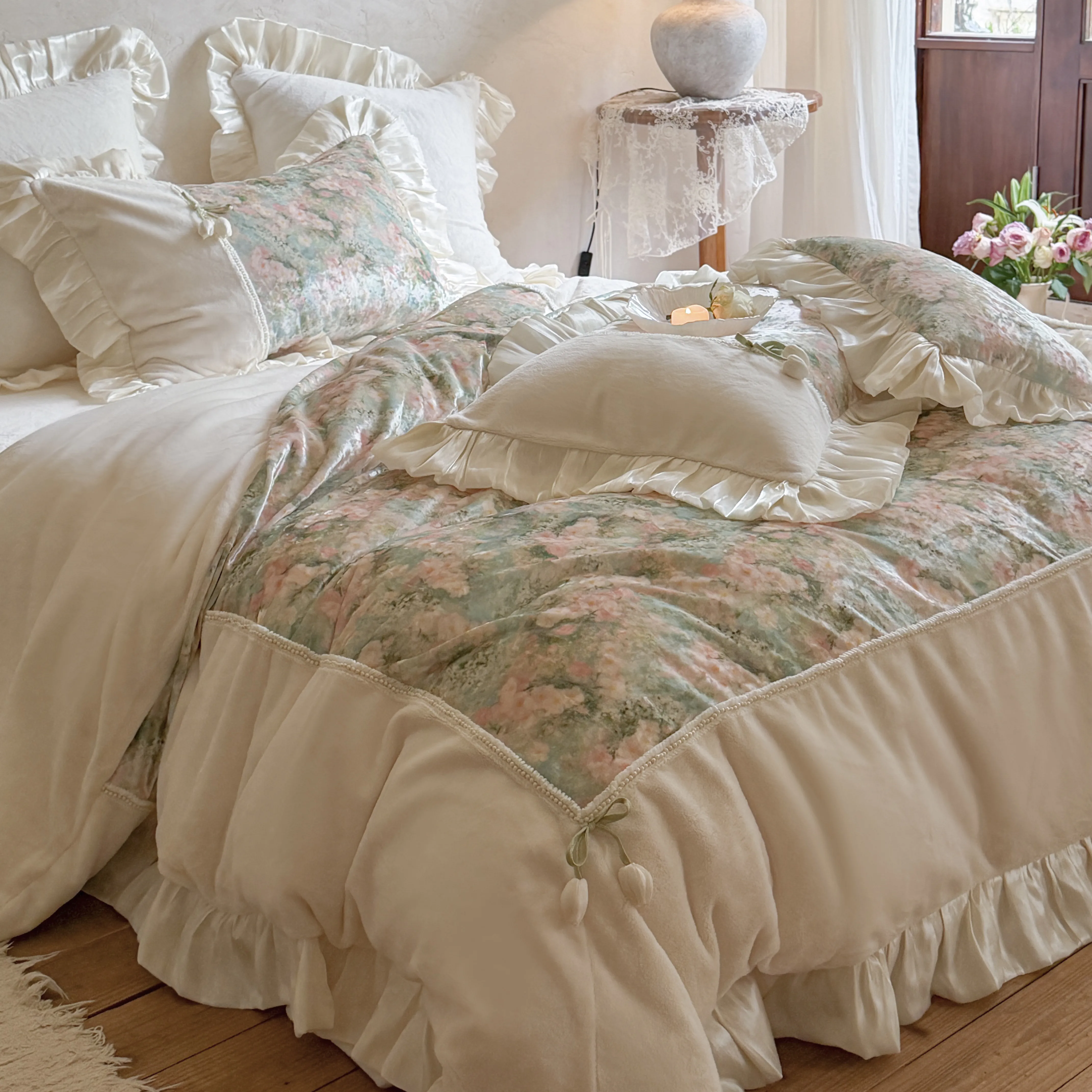 Vintage Watercolor Garden Floral Printed Velvet Ruffle Duvet Cover 4 Piece Set05